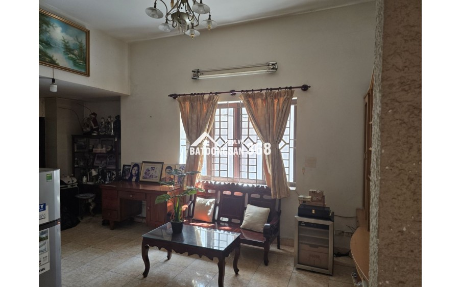 Bán nhà chính chủ quận 10